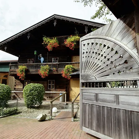 Am Haslinger Hof Szálloda 4*