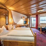 Am Haslinger Hof Hotell
