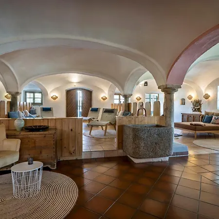 Am Haslinger Hof 4*