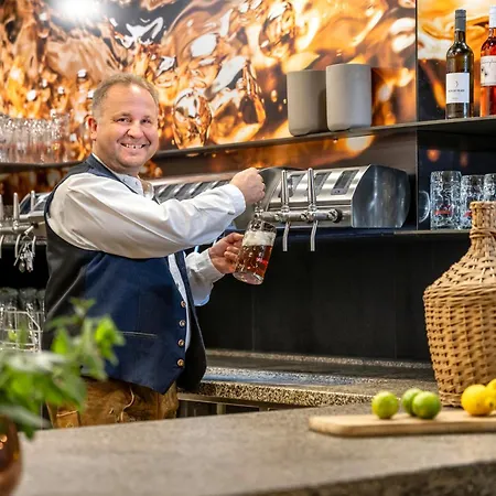 Am Haslinger Hof Отель 4*