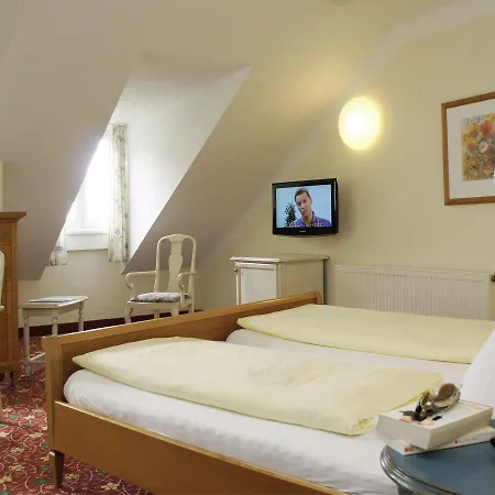 Am Haslinger Hof Hotel 4*